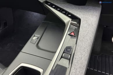 Peugeot 5008 GT Automatic Petrol SUV - Stock Number (1675610) - 15th supplementary image