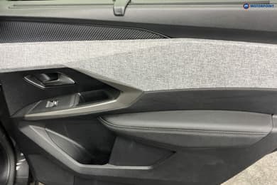 Peugeot 5008 GT Automatic Petrol SUV - Stock Number (1675610) - 26th supplementary image