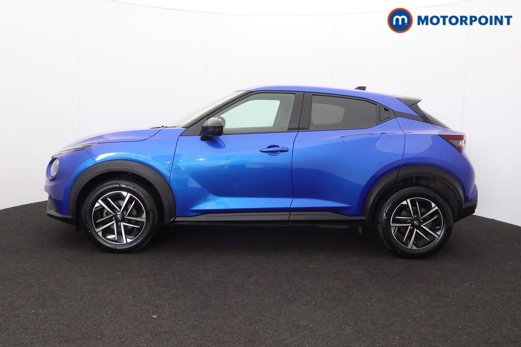 Nissan Juke N-Connecta Automatic Petrol SUV - Stock Number (1667446) - Passenger side