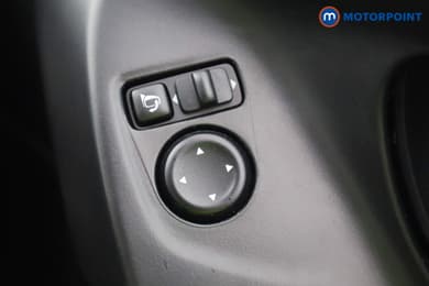 Renault Kadjar Dynamique S Nav Manual Petrol SUV - Stock Number (1674789) - 16th supplementary image