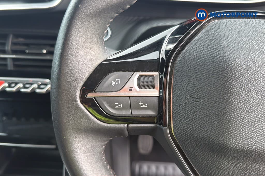 Peugeot 2008 Allure Premium Manual Petrol SUV - Stock Number (1675154) - 8th supplementary image