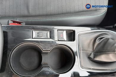 Peugeot 2008 Allure Premium Manual Petrol SUV - Stock Number (1675154) - 17th supplementary image