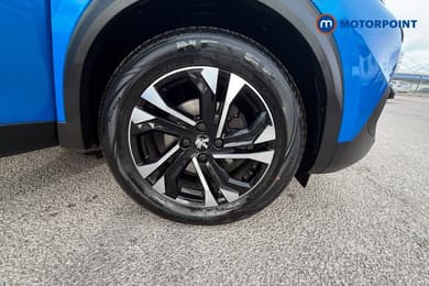 Peugeot 2008 Allure Premium Manual Petrol SUV - Stock Number (1675154) - 1st supplementary image