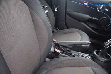Mini Hatchback Cooper Classic Automatic Petrol Hatchback - Stock Number (1654223) - 9th supplementary image
