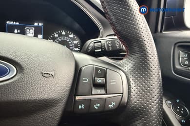 Ford Focus St-Line Edition Manual Petrol Hatchback - Stock Number (1660104) - 9th supplementary image