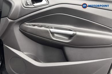 Ford Kuga St-Line Manual Diesel SUV - Stock Number (1670182) - 18th supplementary image