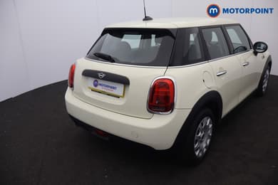 Mini Hatchback One Classic Manual Petrol Hatchback - Stock Number (1671155) - 2nd supplementary image