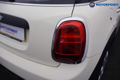 Mini Hatchback One Classic Manual Petrol Hatchback - Stock Number (1671155) - 3rd supplementary image