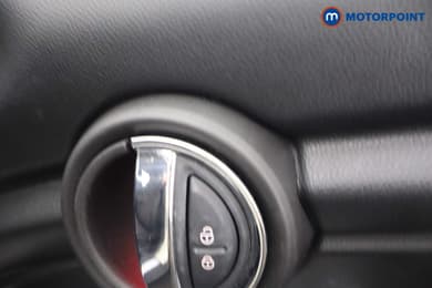 Mini Hatchback One Classic Manual Petrol Hatchback - Stock Number (1671155) - 8th supplementary image