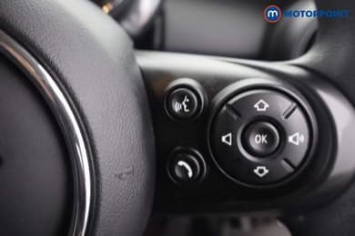Mini Hatchback One Classic Manual Petrol Hatchback - Stock Number (1671155) - 12th supplementary image