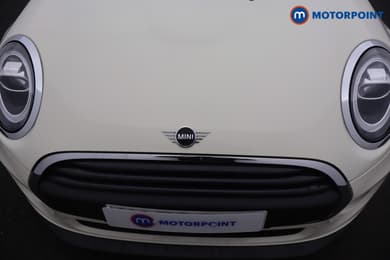 Mini Hatchback One Classic Manual Petrol Hatchback - Stock Number (1671155) - 19th supplementary image
