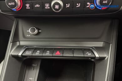 Audi Q3 Black Edition Automatic Petrol SUV - Stock Number (1673222) - 14th supplementary image