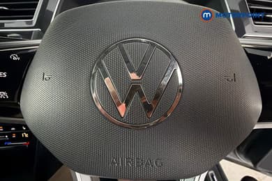 Volkswagen Tiguan R-Line Automatic Petrol SUV - Stock Number (1673725) - 5th supplementary image
