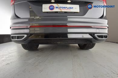Volkswagen Tiguan R-Line Automatic Petrol SUV - Stock Number (1673725) - 39th supplementary image