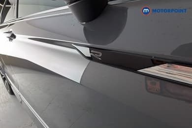 Volkswagen Tiguan R-Line Automatic Petrol SUV - Stock Number (1673725) - 46th supplementary image