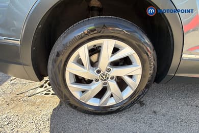 Volkswagen Tiguan Allspace Life Manual Petrol SUV - Stock Number (1675093) - 2nd supplementary image