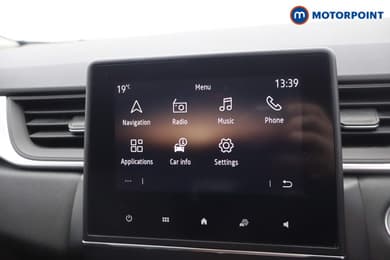 Renault Captur Iconic Manual Petrol SUV - Stock Number (1653150) - 16th supplementary image