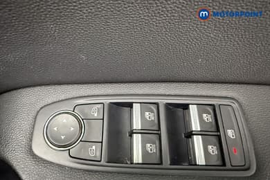 Renault Captur Techno Manual Petrol SUV - Stock Number (1660207) - 19th supplementary image