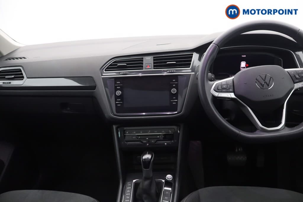 Volkswagen Tiguan Elegance Automatic Petrol Plug-In Hybrid SUV - Stock Number (1668438) - 8th supplementary image