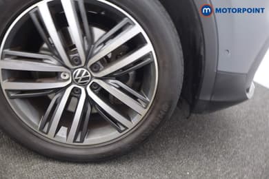 Volkswagen Tiguan Elegance Automatic Petrol Plug-In Hybrid SUV - Stock Number (1668438) - 29th supplementary image