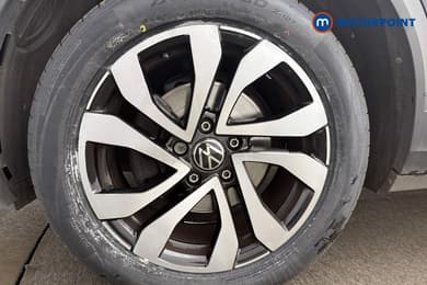Volkswagen T-Roc Active Manual Petrol SUV - Stock Number (1669811) - 12th supplementary image
