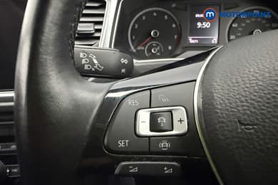 Volkswagen T-Roc Active Manual Petrol SUV - Stock Number (1669811) - 14th supplementary image