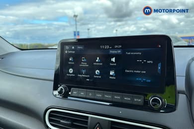 Hyundai Kona Premium Automatic Petrol-Electric Hybrid SUV - Stock Number (1673551) - 11th supplementary image