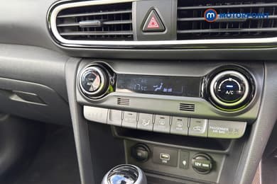 Hyundai Kona Premium Automatic Petrol-Electric Hybrid SUV - Stock Number (1673551) - 12th supplementary image