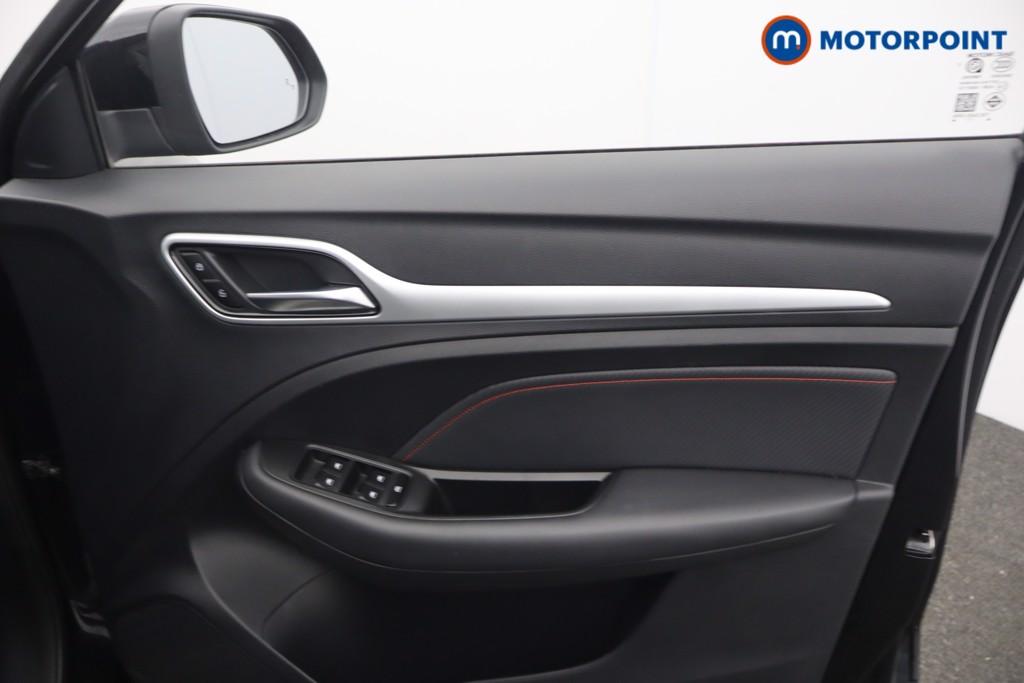 Mg Motor Uk ZS Exclusive Manual Petrol SUV - Stock Number (1675346) - 8th supplementary image