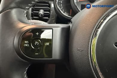 Mini Hatchback Cooper Exclusive Automatic Petrol Hatchback - Stock Number (1675888) - 12th supplementary image