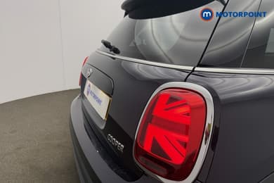 Mini Hatchback Cooper Exclusive Automatic Petrol Hatchback - Stock Number (1675888) - 22nd supplementary image