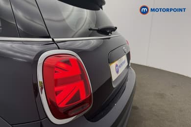 Mini Hatchback Cooper Exclusive Automatic Petrol Hatchback - Stock Number (1675888) - 23rd supplementary image
