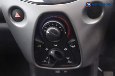 Toyota Aygo X-Play Manual Petrol Hatchback - Stock Number (1676128) - 15th supplementary image
