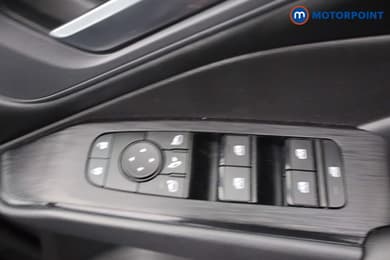 Nissan Qashqai Acenta Premium Automatic Petrol SUV - Stock Number (1676902) - 10th supplementary image