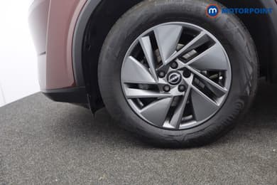 Nissan Qashqai Acenta Premium Automatic Petrol SUV - Stock Number (1676902) - 24th supplementary image