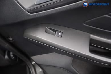 Ford Focus Active Edition Manual Petrol Hatchback - Stock Number (1674445) - 25th supplementary image