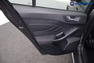 Ford Focus Active Edition Manual Petrol Hatchback - Stock Number (1674445) - 33rd supplementary image