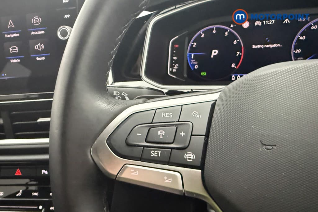 Volkswagen T-Roc R-Line Automatic Petrol SUV - Stock Number (1674553) - 8th supplementary image