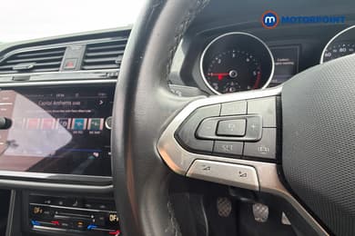 Volkswagen Tiguan Life Manual Diesel SUV - Stock Number (1675794) - 3rd supplementary image