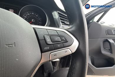 Volkswagen Tiguan Life Manual Diesel SUV - Stock Number (1675794) - 4th supplementary image