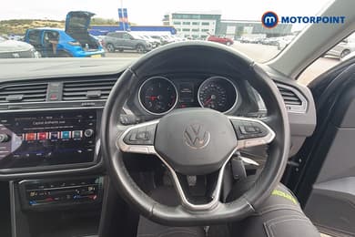 Volkswagen Tiguan Life Manual Diesel SUV - Stock Number (1675794) - 5th supplementary image