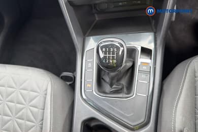 Volkswagen Tiguan Life Manual Diesel SUV - Stock Number (1675794) - 15th supplementary image
