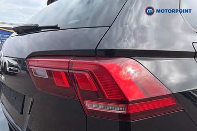 Volkswagen Tiguan Life Manual Diesel SUV - Stock Number (1675794) - 38th supplementary image