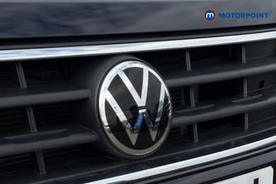 Volkswagen Tiguan Life Manual Diesel SUV - Stock Number (1675794) - 45th supplementary image