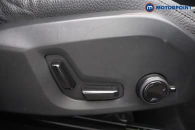 Volvo Xc60 Plus Automatic Petrol SUV - Stock Number (1675806) - 12th supplementary image
