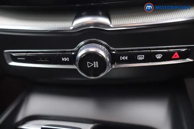 Volvo Xc60 Plus Automatic Petrol SUV - Stock Number (1675806) - 17th supplementary image