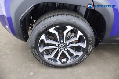 Toyota Yaris Cross Design Automatic Petrol-Electric Hybrid Estate - Stock Number (1676583) - 3rd supplementary image