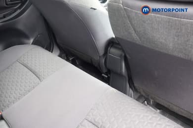 Toyota Yaris Cross Design Automatic Petrol-Electric Hybrid Estate - Stock Number (1676583) - 26th supplementary image
