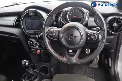 Mini Hatchback Cooper Sport Manual Petrol Hatchback - Stock Number (1677115) - 6th supplementary image