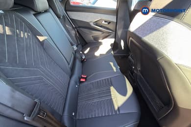 Peugeot 3008 GT Automatic Electric SUV - Stock Number (1619423) - 32nd supplementary image